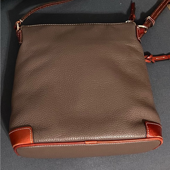 Dooney and Bourke Bag and Card/Coin Case in Elephant - Picture 8 of 10